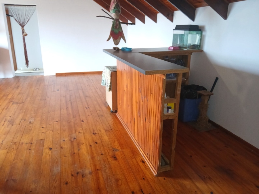 4 Bedroom Property for Sale in Noorsekloof Eastern Cape
